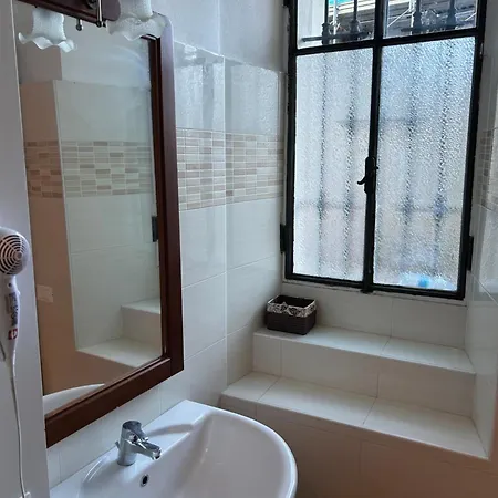 Casa Giardinetto בית הארחה סטרסה